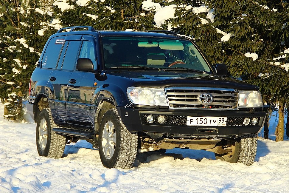 Передний силовой бампер Toyota Land Cruiser 100 "АМЗ" (Тамерлан)