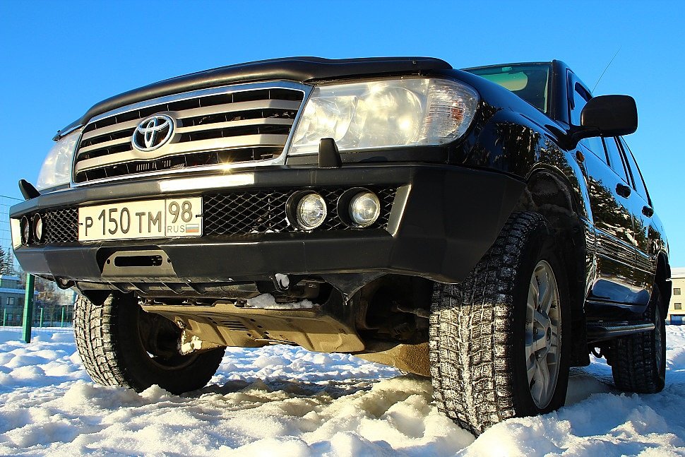 Силовой бампер задний Toyota Land Cruiser 100