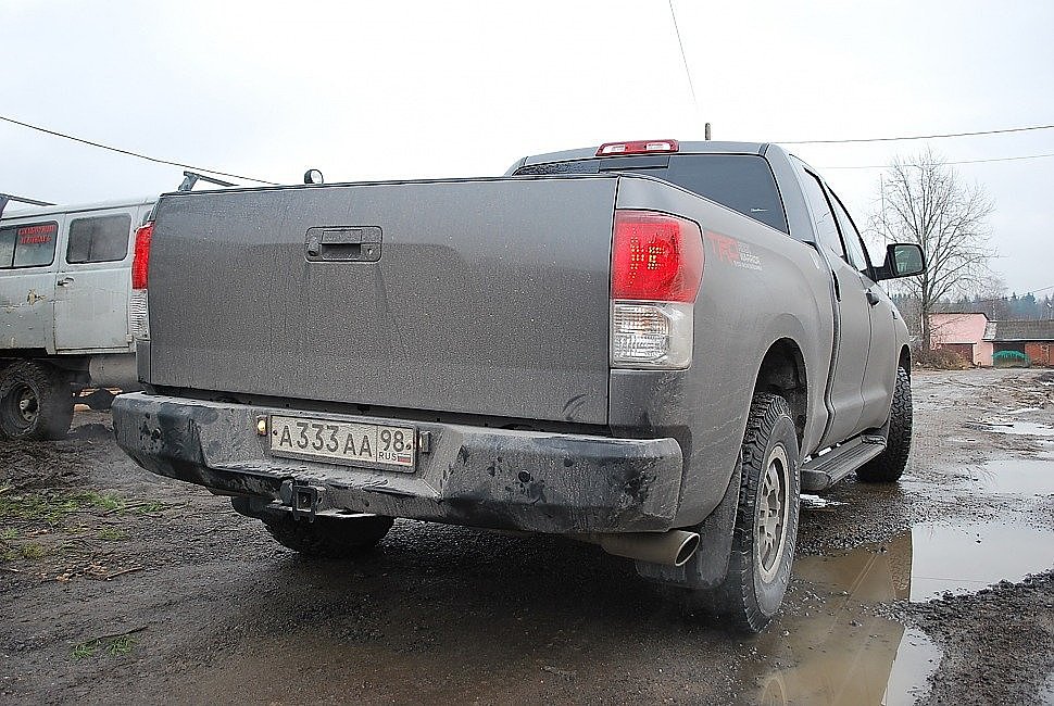 Силовой задний бампер Toyota Tundra