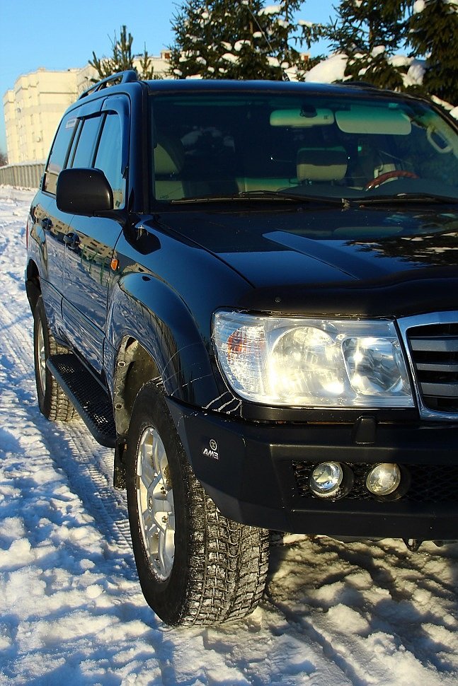 Силовой бампер задний Toyota Land Cruiser 100