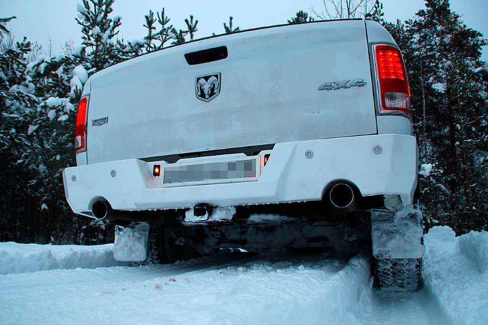 Силовой бампер задний для Dodge Ram
