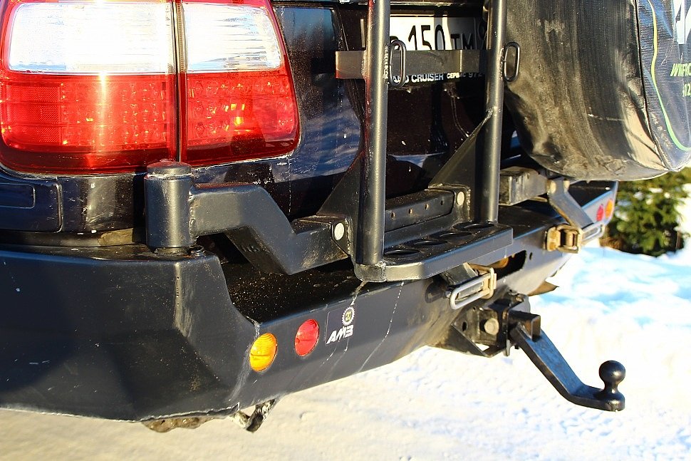 Силовой бампер задний Toyota Land Cruiser 100