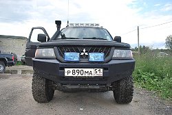 Передний силовой бампер Mitsubishi Pajero Sport, Montera