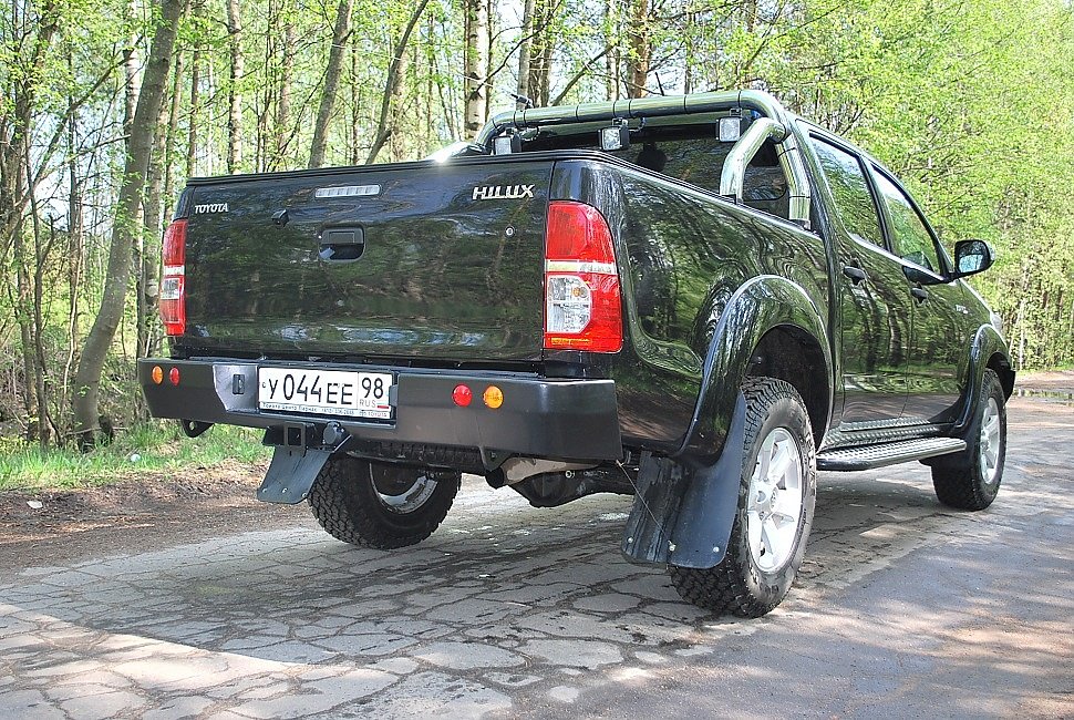 Cиловые бамперы Toyota Hi-lux серия Л