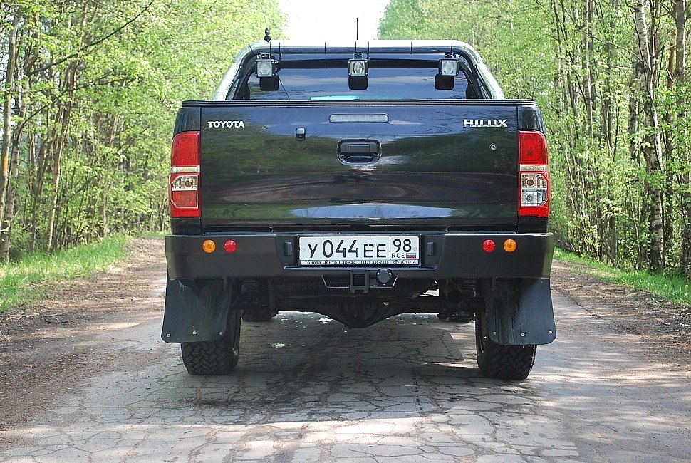 Cиловые бамперы Toyota Hi-lux серия Л
