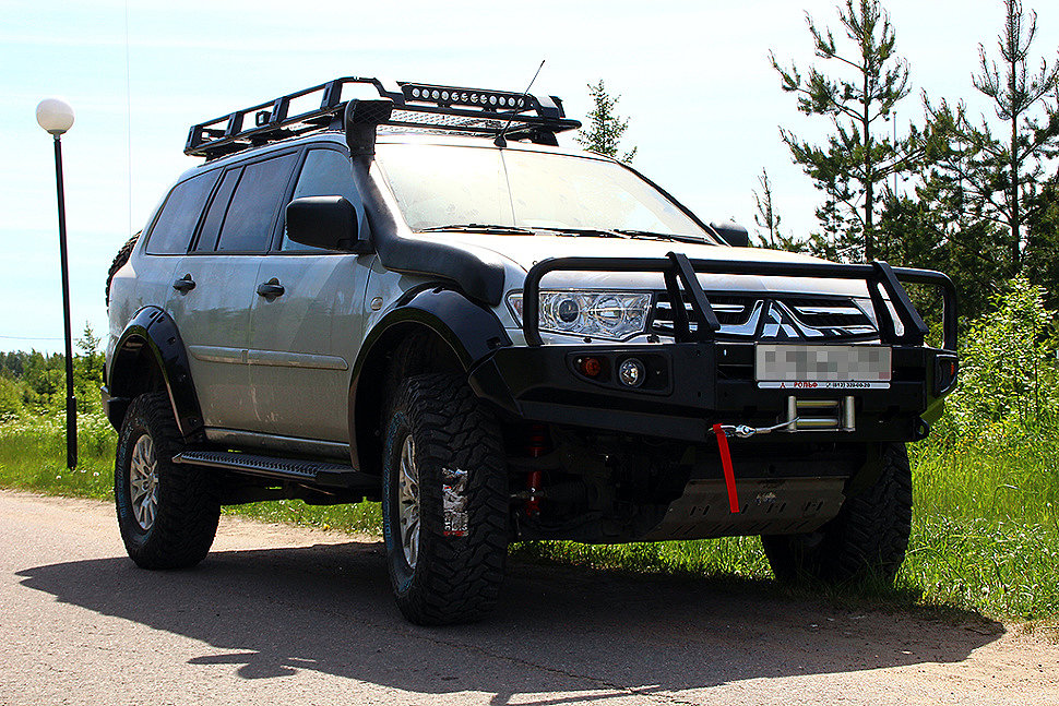 силовой бампер Pajero Sport 2