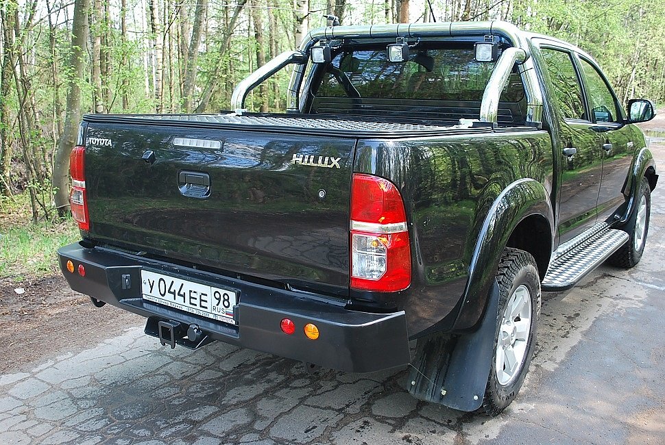 Cиловые бамперы Toyota Hi-lux серия Л