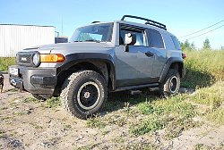 Площадка под лебедку в штатный бампер и подножка FJ Cruiser