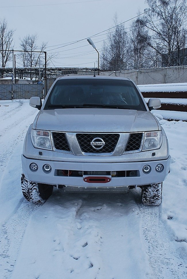 Nissan Navara силовой обвес (передний силовой бампер, задний силовой бампер, защита  днища, боди лифт кузова)Передний силовой бампер Nissan Navara, производства компании "Тамерлан"