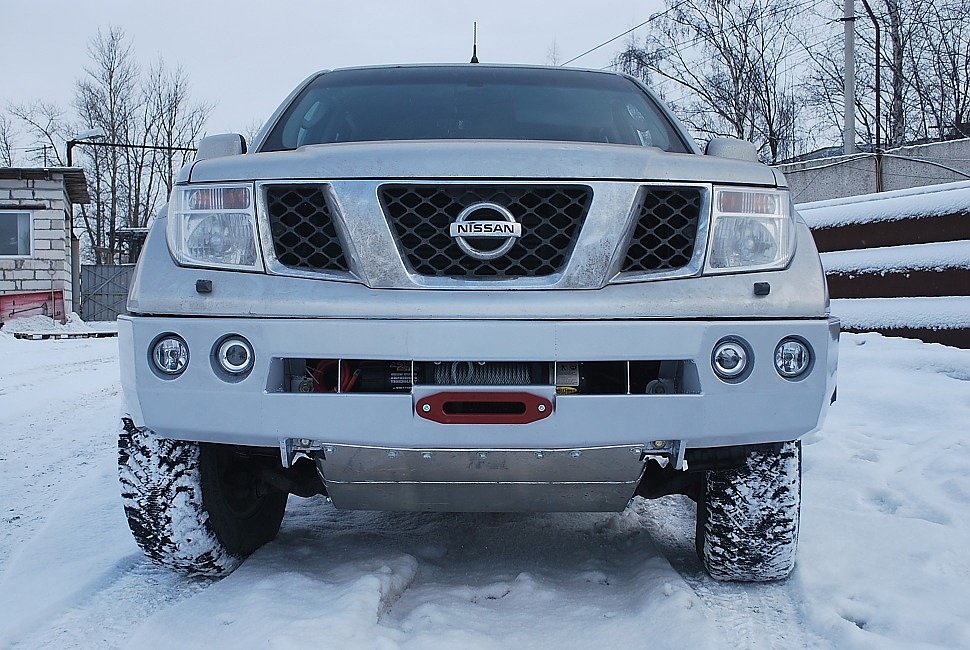 Nissan Navara силовой обвес (передний силовой бампер, задний силовой бампер, защита  днища, боди лифт кузова)Передний силовой бампер Nissan Navara, производства компании "Тамерлан"