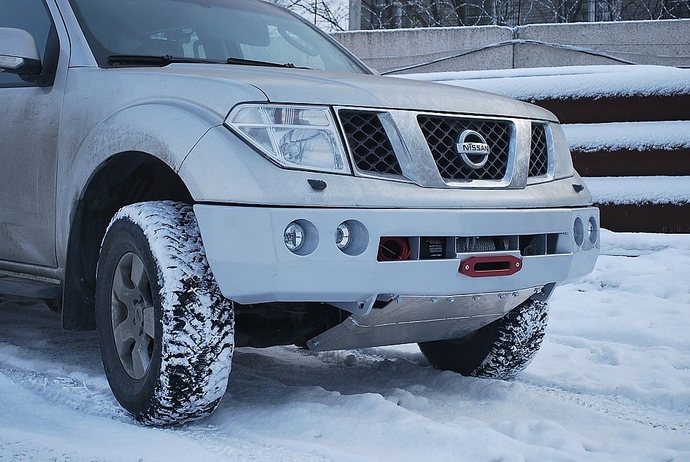 Nissan Navara силовой обвес (передний силовой бампер, задний силовой бампер, защита  днища, боди лифт кузова)Передний силовой бампер Nissan Navara, производства компании "Тамерлан"