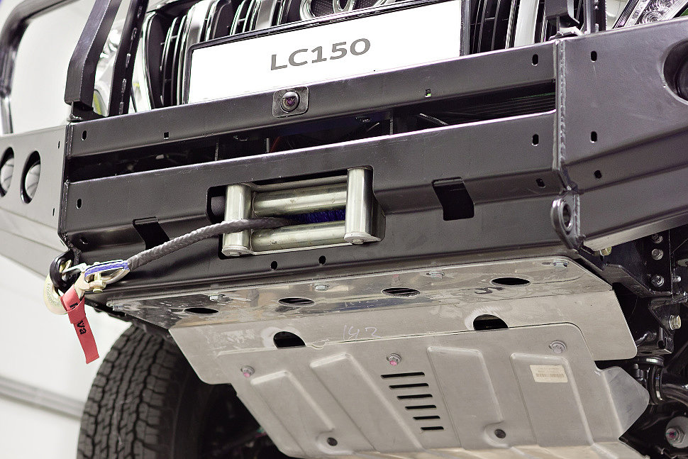 Силовой обвес Toyota Land Cruiser Prado 150 защита днища, лебёдка, передний бампер