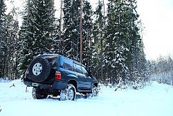 Внедорожная подготовка Toyota land Cruiser 105. Задний силовой бампер Land Cruiser. Силовые пороги. Экспедиционный багажник.