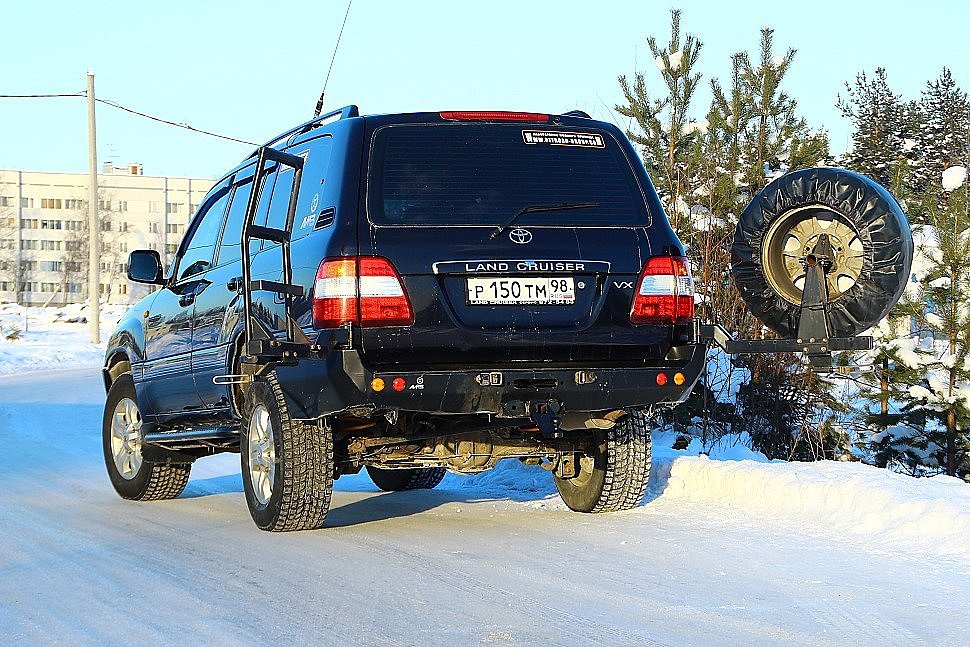 Силовой бампер задний Toyota Land Cruiser 100