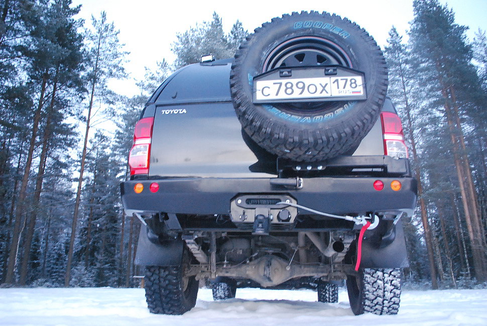Силовой обвес Toyota Hilux лебёдка, фаркоп, подвеска, лифт, калитка