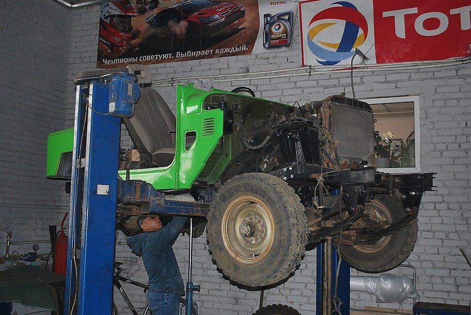 Toyota Land Cruiser 40 реставрируем, ставим мосты Toyota Land Cruiser 80, лифтуем