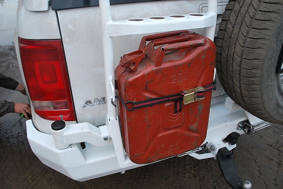 Силовой обвес VolksWagen Amarok задний бампер, калитка