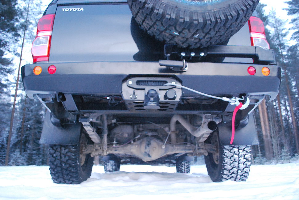 Силовой обвес Toyota Hilux лебёдка, фаркоп, подвеска, лифт, калитка