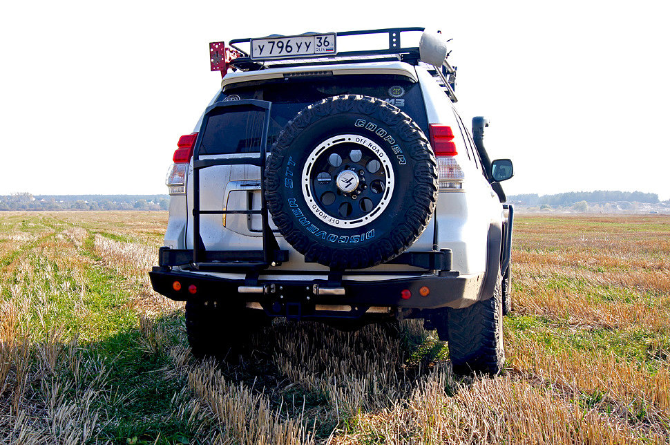 Силовой обвес Toyota Land Cruiser Prado 150 задний бампер, калитка
