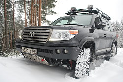 Силовой бампер Land Cruiser 200