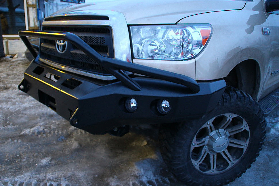 Силовой бампер Toyota Tundra