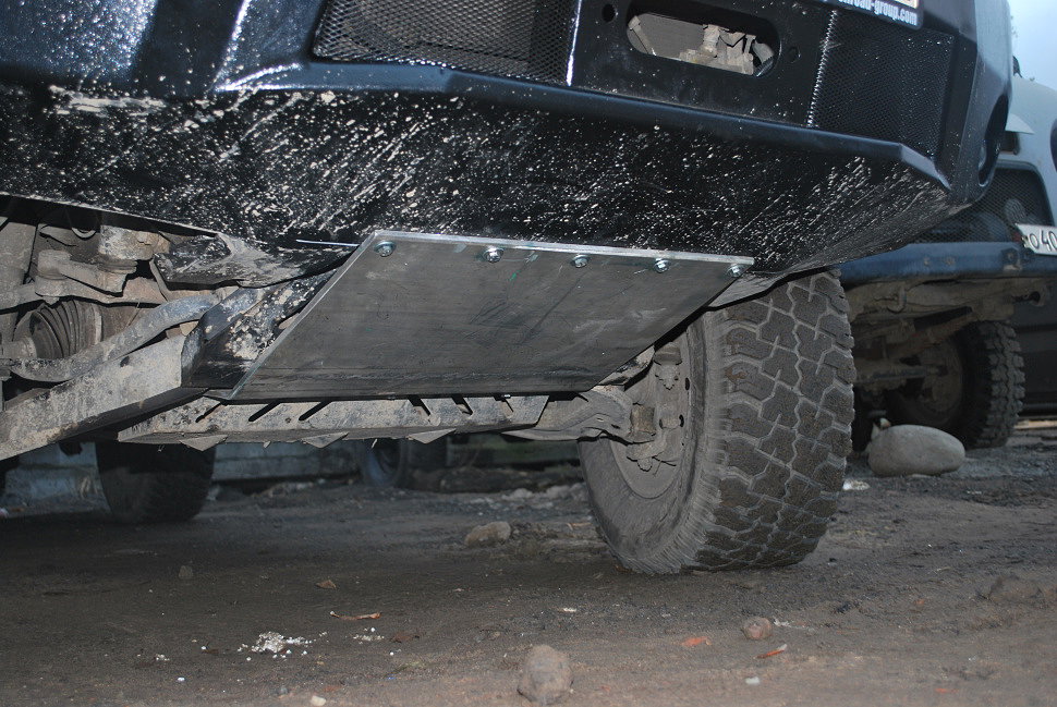 Защита днища  Mazda BT50