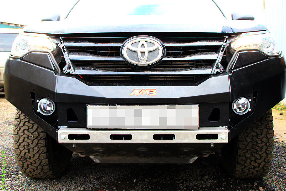 Силовой бампер для Toyota Fortuner