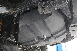 Топливный бак полиэтиленовый Toyota Land Cruiser 150 (дополнительный), 
Объём бака 98 литров;
Масса бака 14 кг;
Толщина стенки до 8 мм;
Срок службы 10 лет;
 Гарантия 1 год;