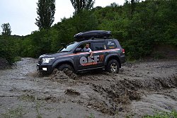 Силовой бампер задний Land Cruiser 200