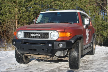 Силовой бампер передний Toyota FJ CRUISER (Серия Д)