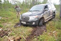 Площадка под лебедку в передний штатный бампер  Toyota Land Cruiser 200