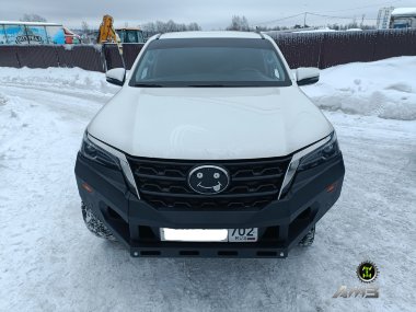 Силовой бампер передний Toyota Fortuner (2020-2024) (серия Рино)