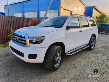 Силовые пороги листовые Toyota Sequoia (2007-2017)