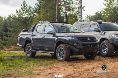Силовые пороги Mitsubishi L200 5