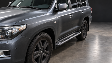 Силовые пороги цельногнутые Toyota Land Cruiser  200