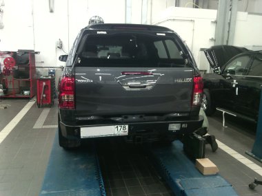 Силовой бампер задний Toyota Hilux Revo (2015-2020)